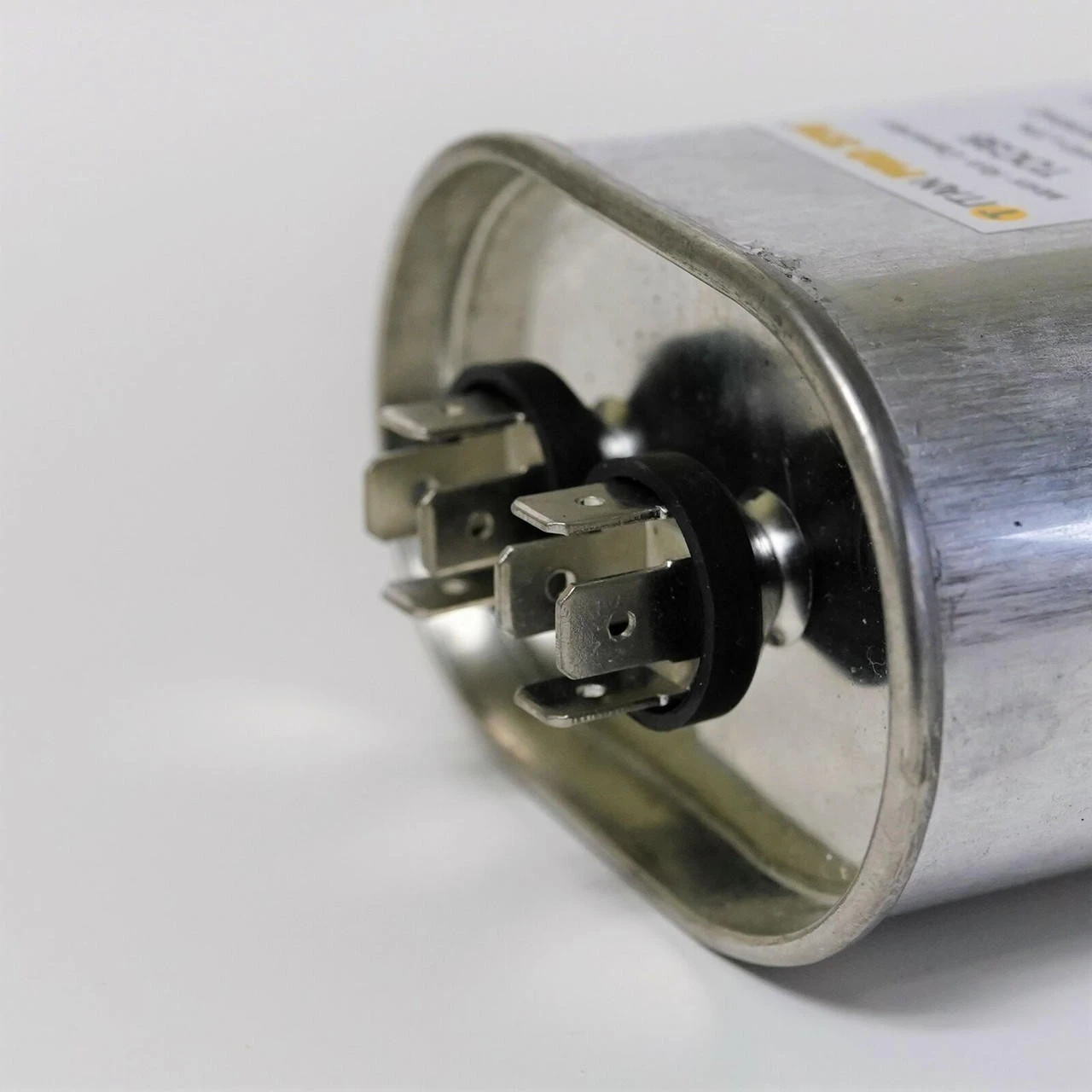 TitanPro TOC35 HVAC Oval Motor Run Capacitor. 35 MFD/UF 370 Volts 6 TitanPro TOC35 HVAC Oval Motor Run Capacitor. 35 MFD/UF 370 Volts - Image 4