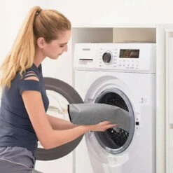 GENERIC US Large Anti Dust Clothes Storage Bag Quilt Blanket Storage Sort Home Organizer -Home Appliances Store us large anti dust clothes storage bag quilt blanket storage sort home organizer 80258.1717945719